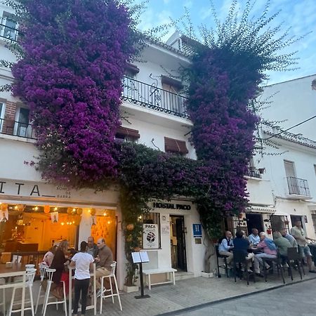 Hostal Paco Marbella Exterior foto